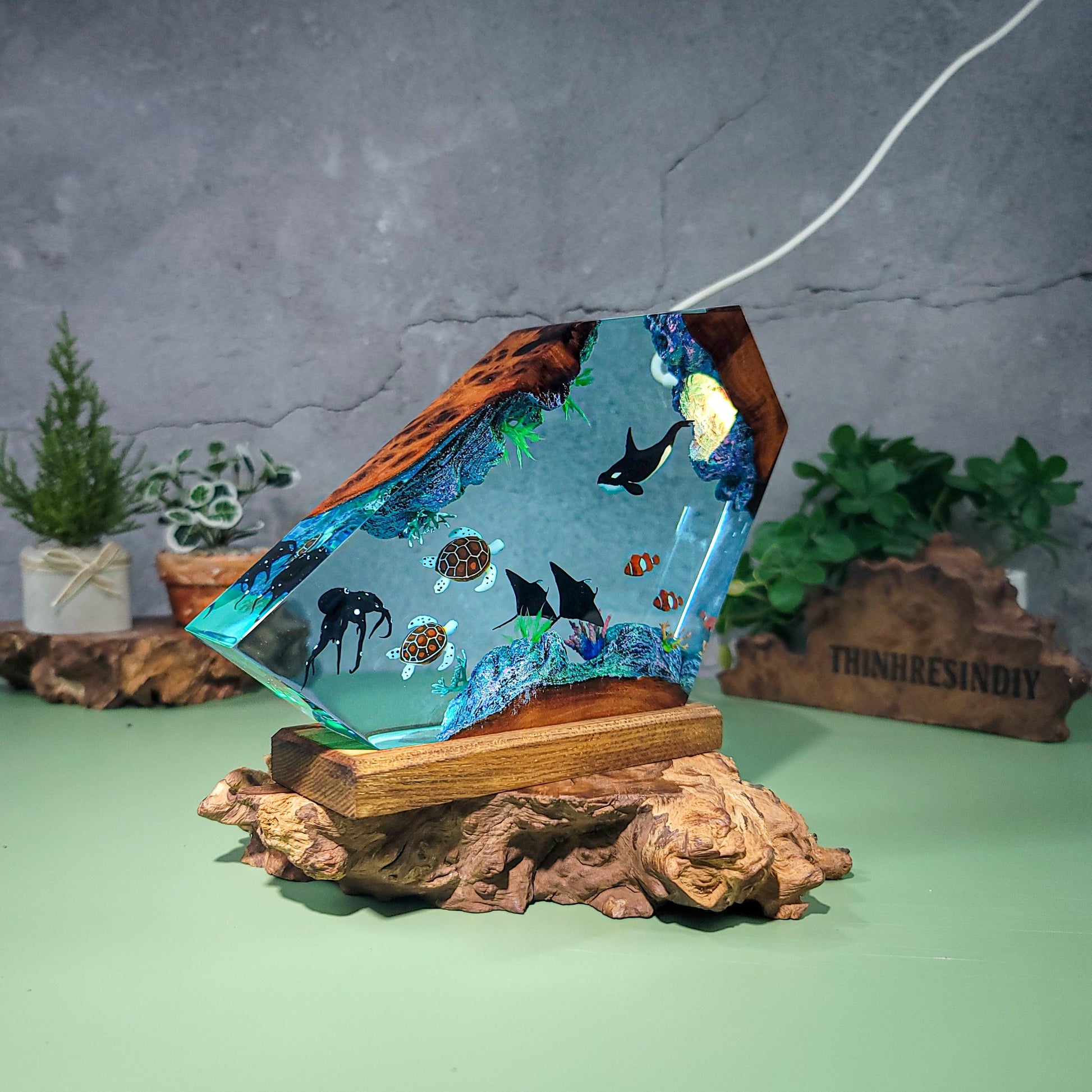 Ocean Resin Lamp