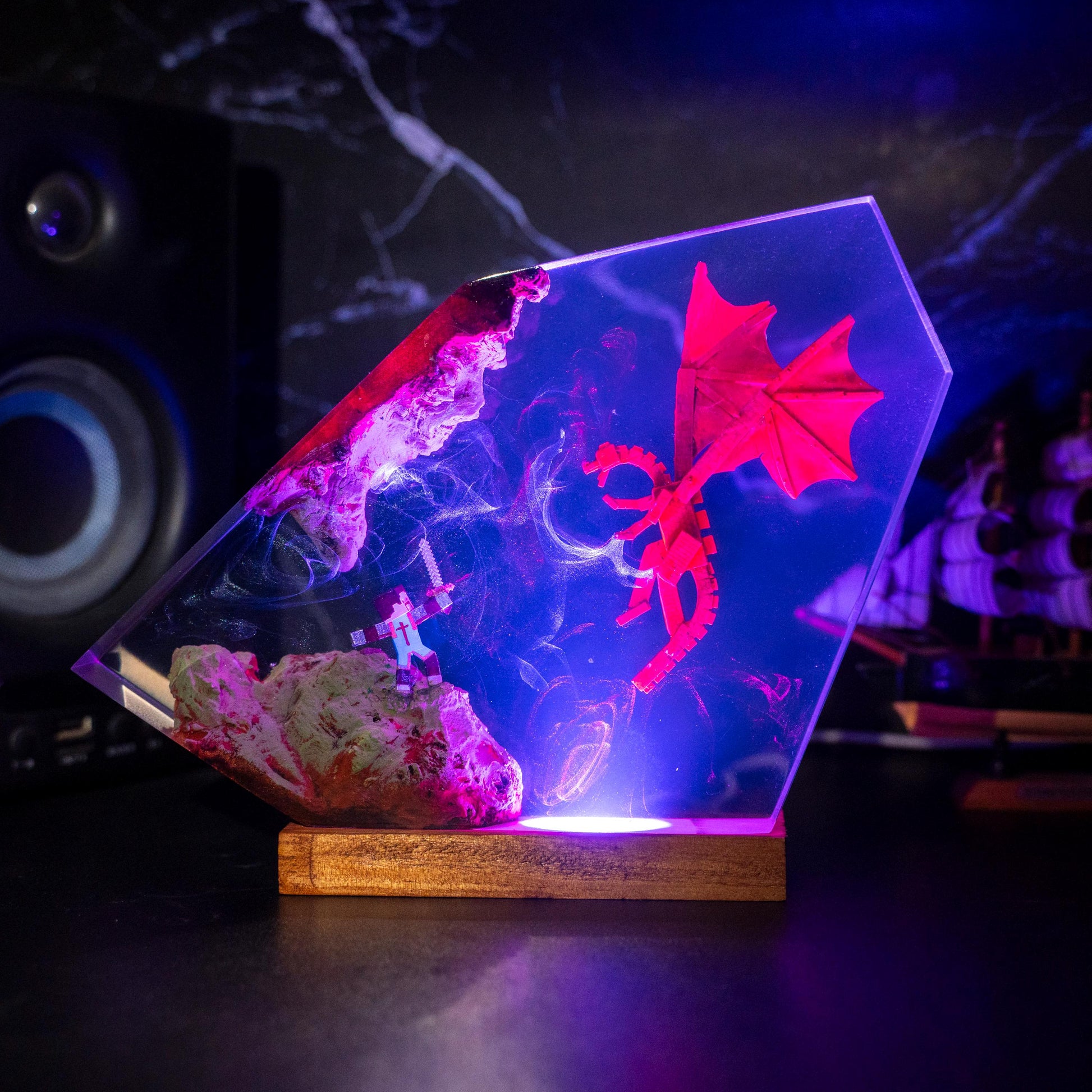 Ender Dragon Minecraft Epoxy Resin Lamp 