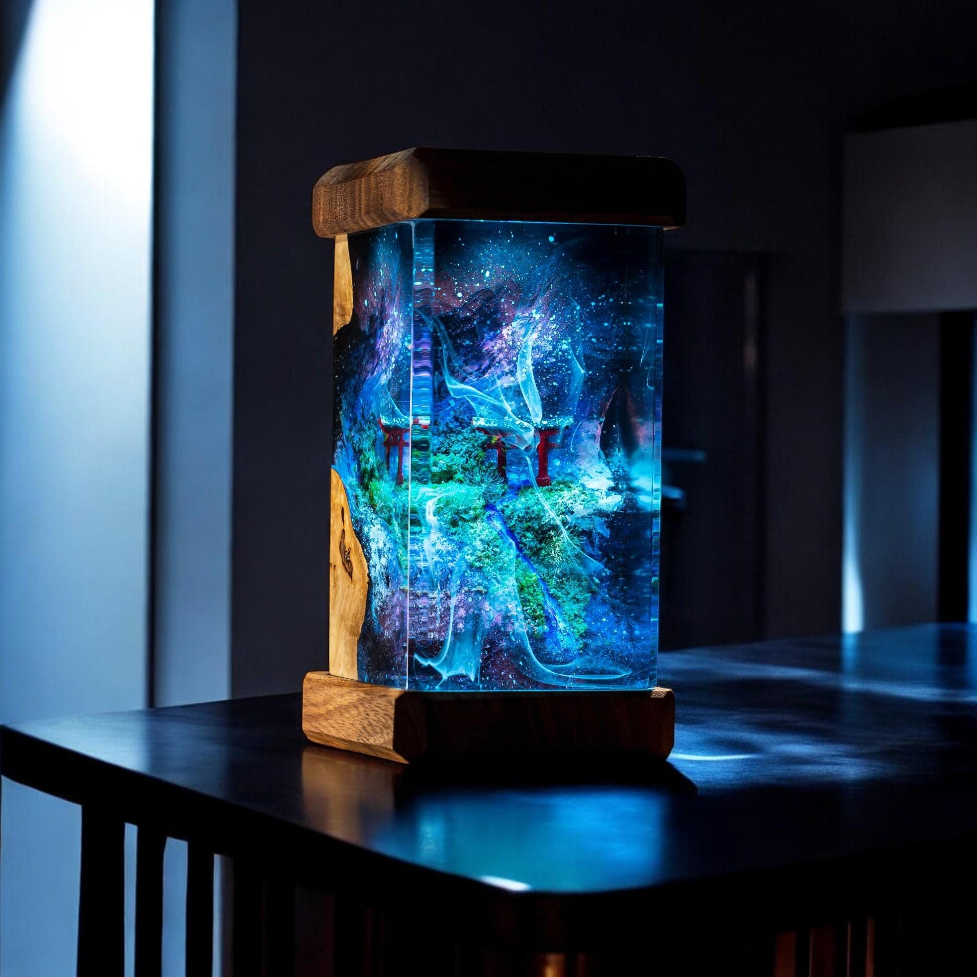 Mystic Resin Lamp 