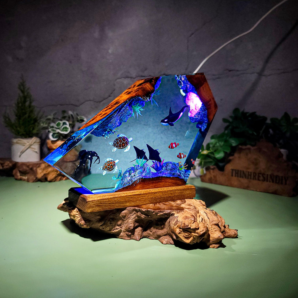 Ocean Resin Lamp