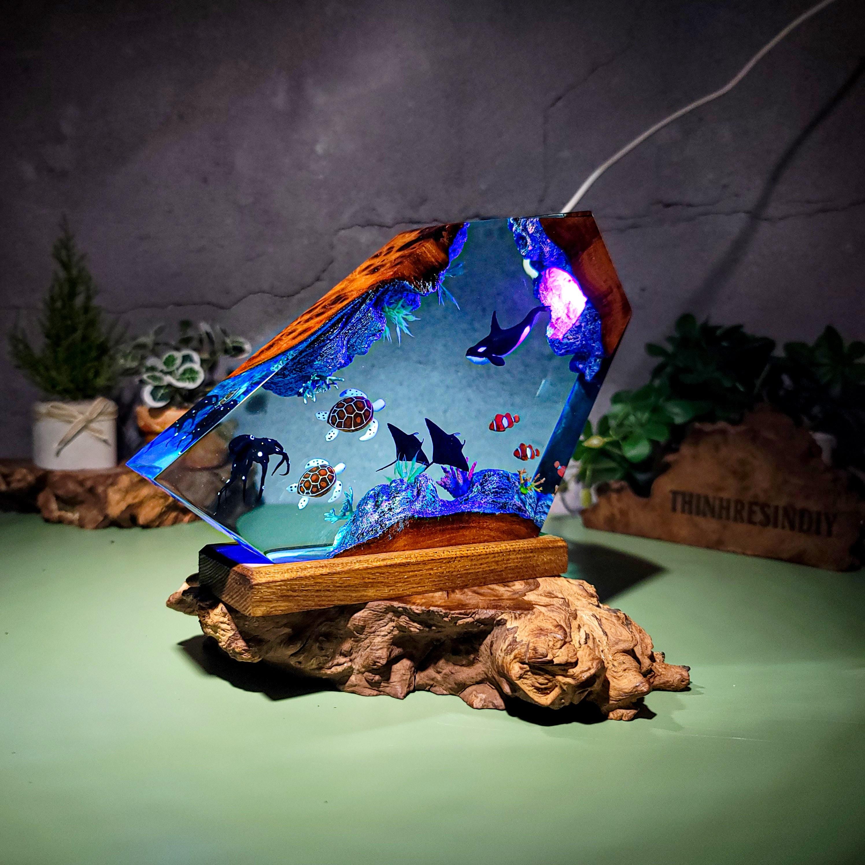Ocean Resin Lamp