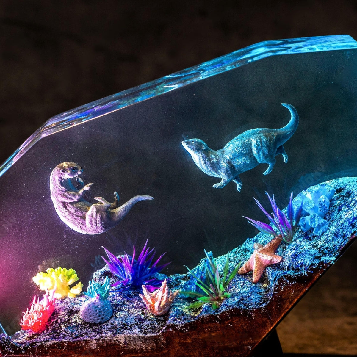 Otter Couple Resin Night Light