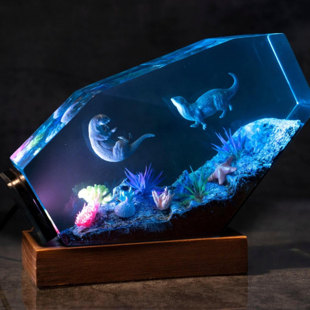 Otter Couple Resin Night Light