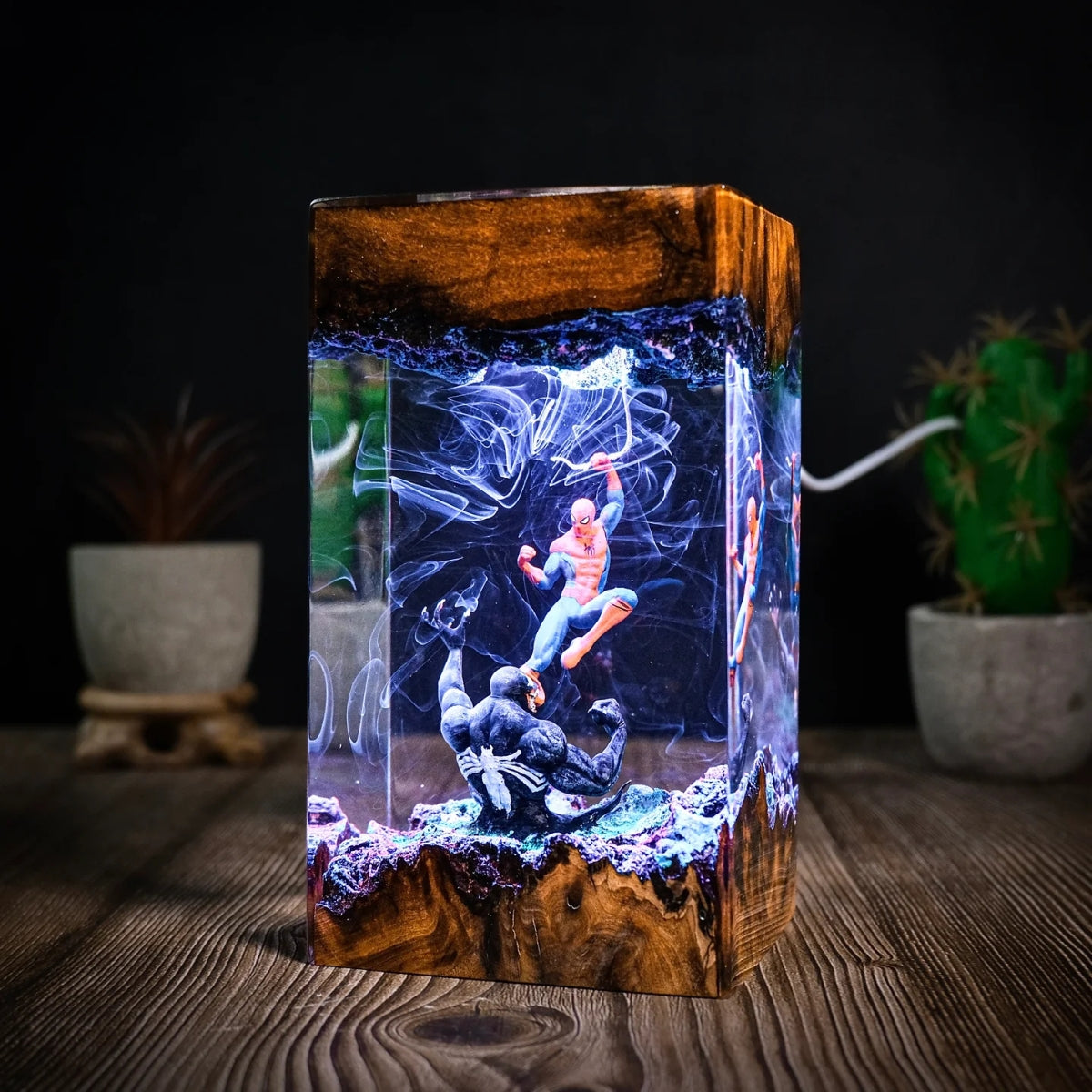 Spider man vs Venom Resin lamp