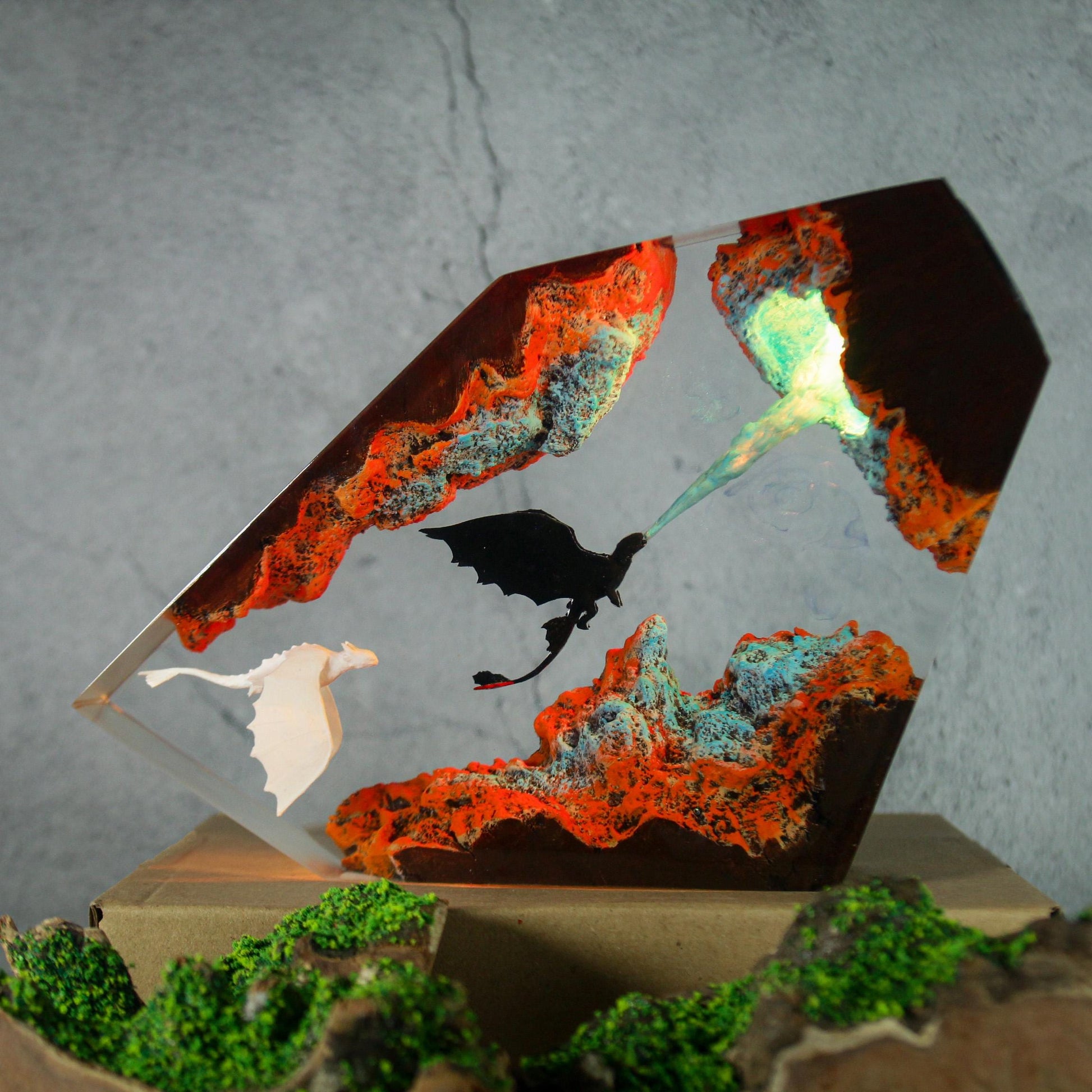 Toothless & Light Fury Dragon Battle Resin Lamp