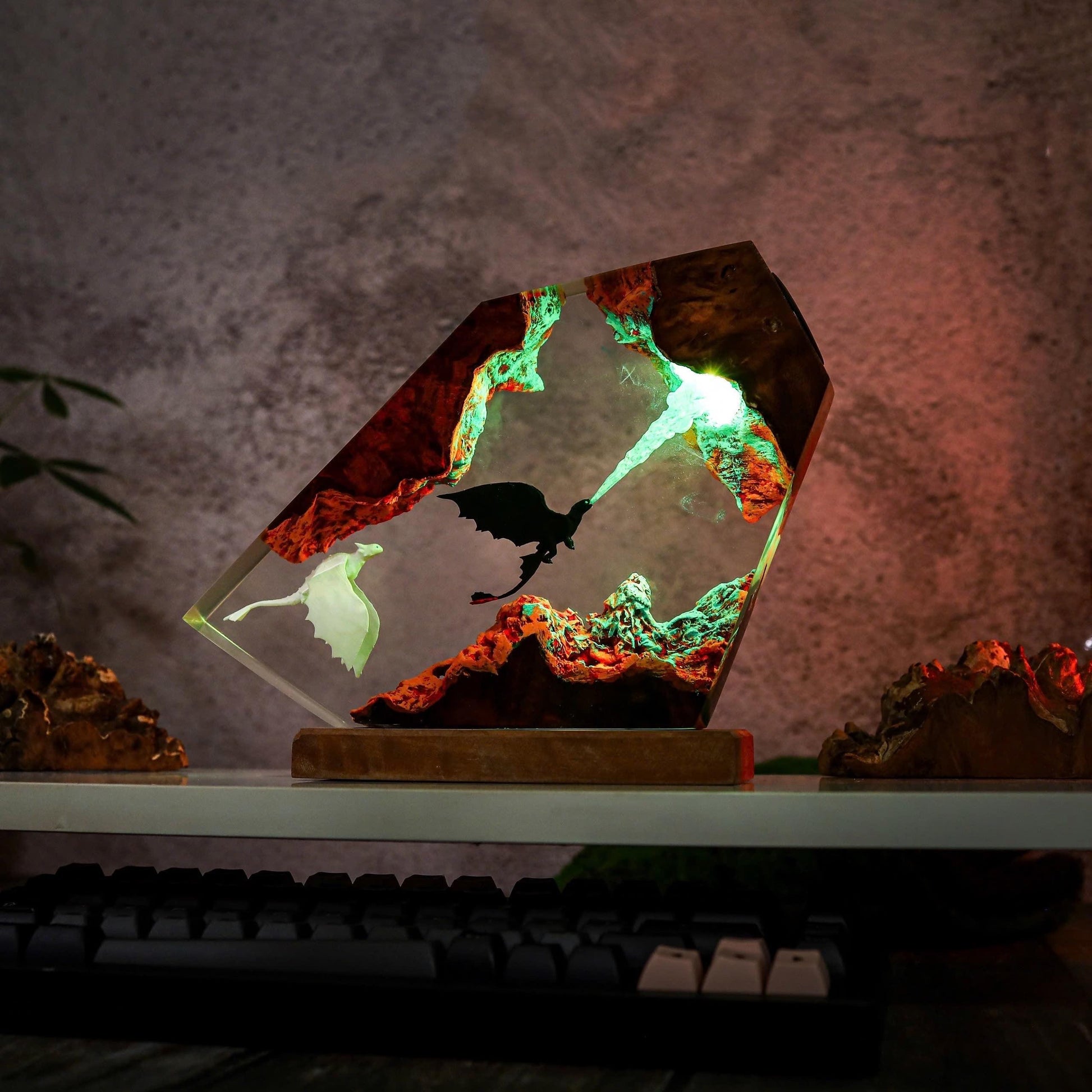 Toothless & Light Fury How to Train Your Dragon Epoxy Resin Lamp 